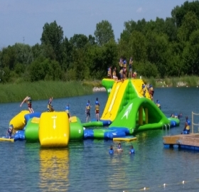 Inflatable waterpark 